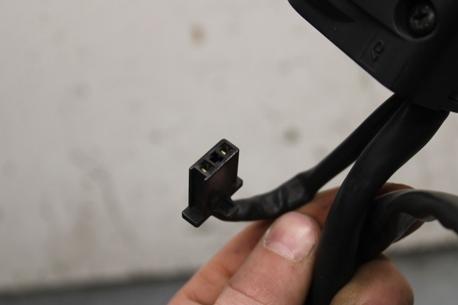 19-22 KAWASAKI Z400 LEFT CLIP ON HANDLE HORN SIGNALS SWITCH SWITCHES BB738