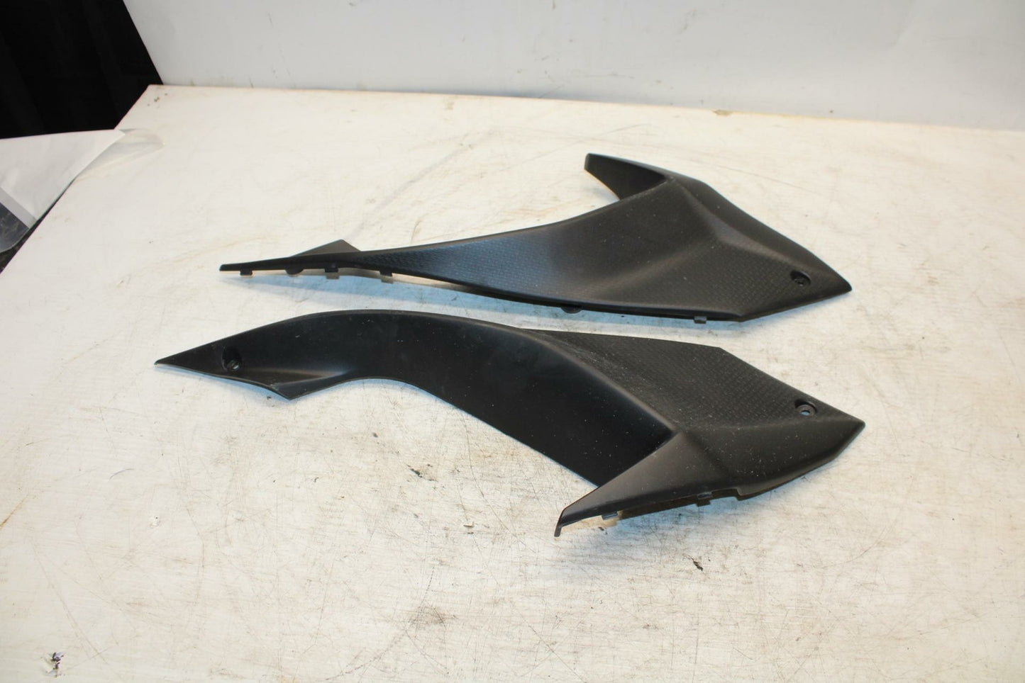 17-20 KAWASAKI NINJA 650 RIGHT LEFT FRONT SIDE SEAT PANELS TRIMS COWLS BB364