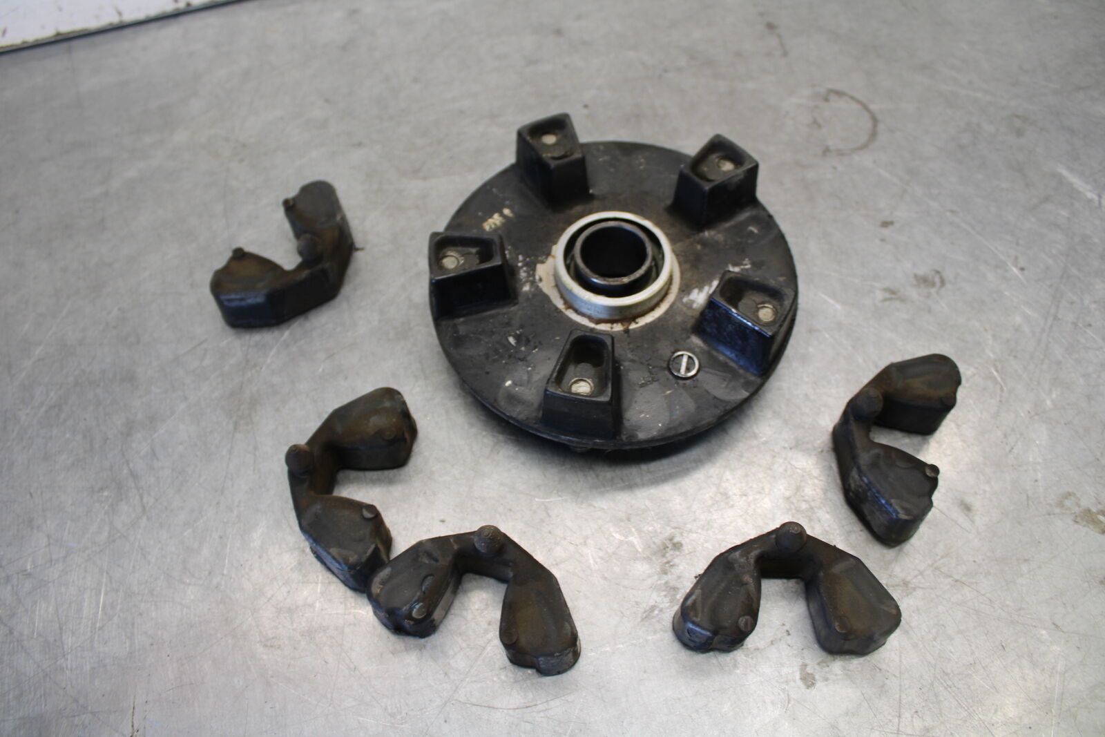 04 SUZUKI GSXR600 REAR HUB SHOCK DAMPERS CUSH ABSORBERS  BB676
