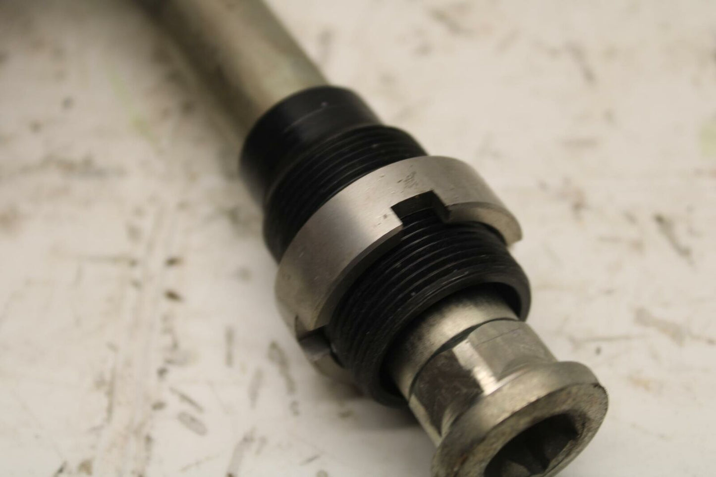 13-17 KAWASAKI NINJA ZX6R ZX636E REAR BACK SWINGARM BOLT SUSPENSION PIVOT AXLE B