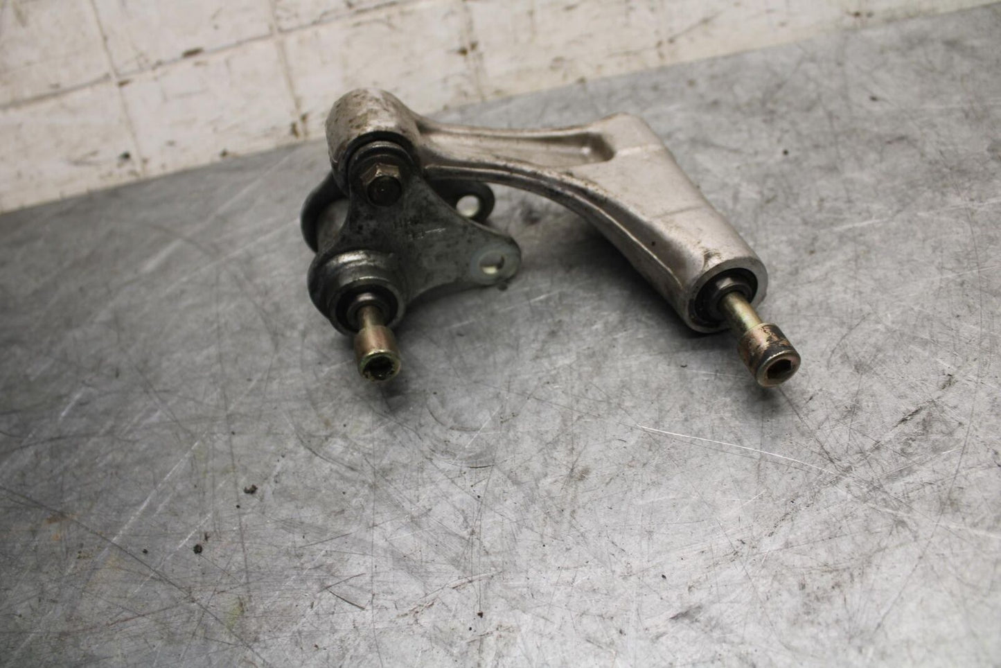 1999 Honda Super Hawk 1000 VTR1000F REAR DOGBONE SHOCK LINKAGE LINK BB51