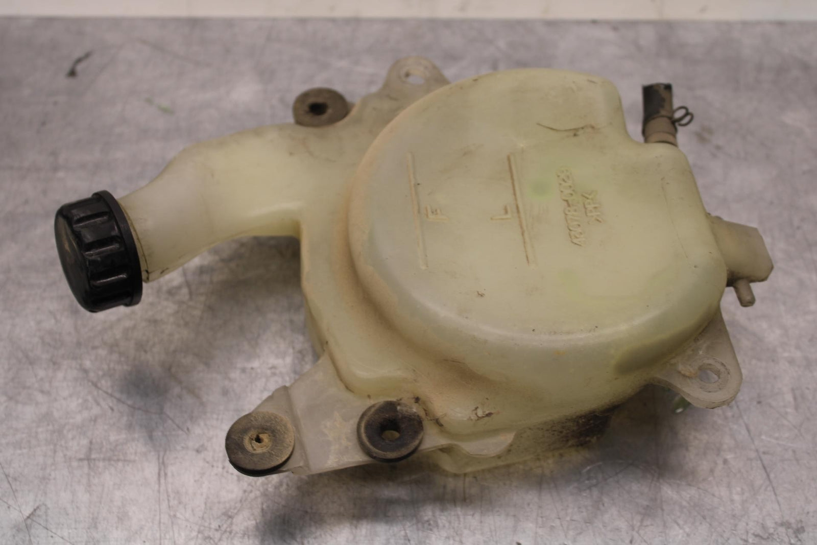 2006 Kawasaki Vulcan 900 VN900B Classic COOLANT WATER TANK RESERVOIR  BB585