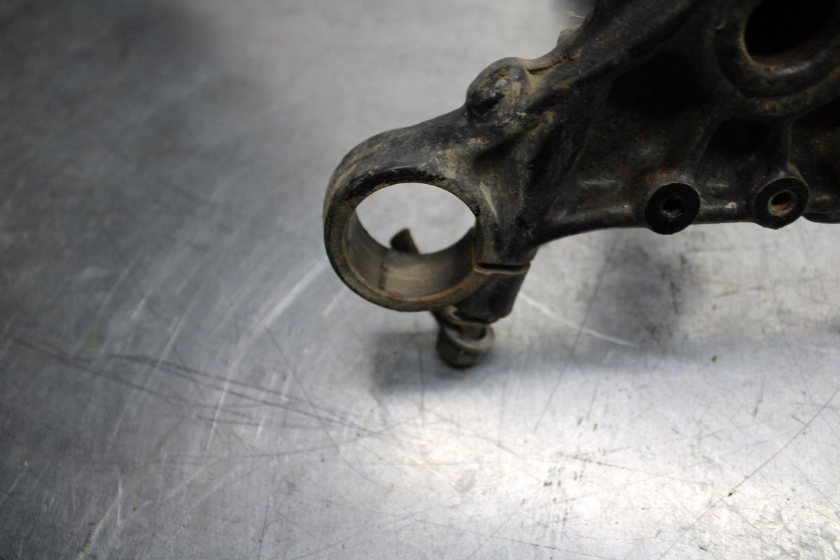 75 SUZUKI GT 550 FRONT FORKS CLAMP LOWER TRIPLE TREE STEM BB72