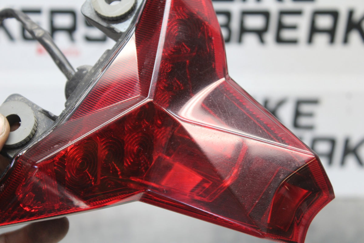23-26 KAWASAKI NINJA ZX4RR REAR TAIL TAILLIGHT BACK BRAKE LIGHT BB898