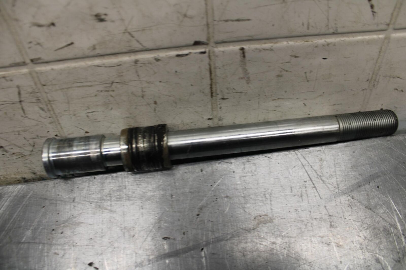 15-17 KAWASAKI EX 650 NINJA  EX 650 ABS FRONT WHEEL RIM AXLE PIVOT BOLT BB494