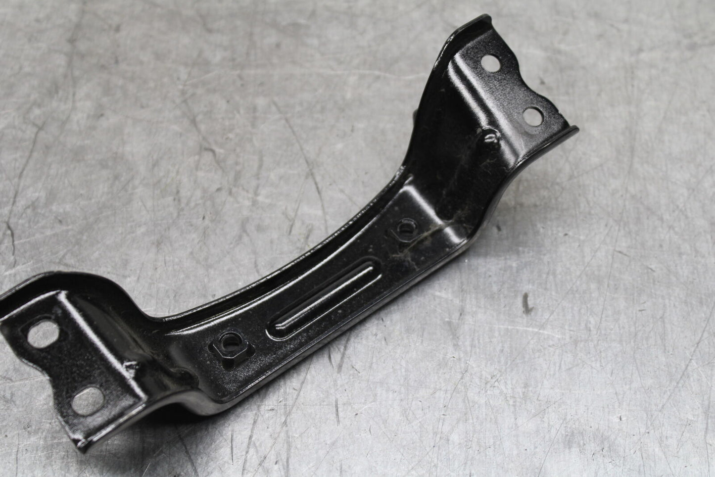 19-22 KAWASAKI Z400 GAS TANK FUEL CELL PETROL RESERVOIR BRACKET MOUNT BB738