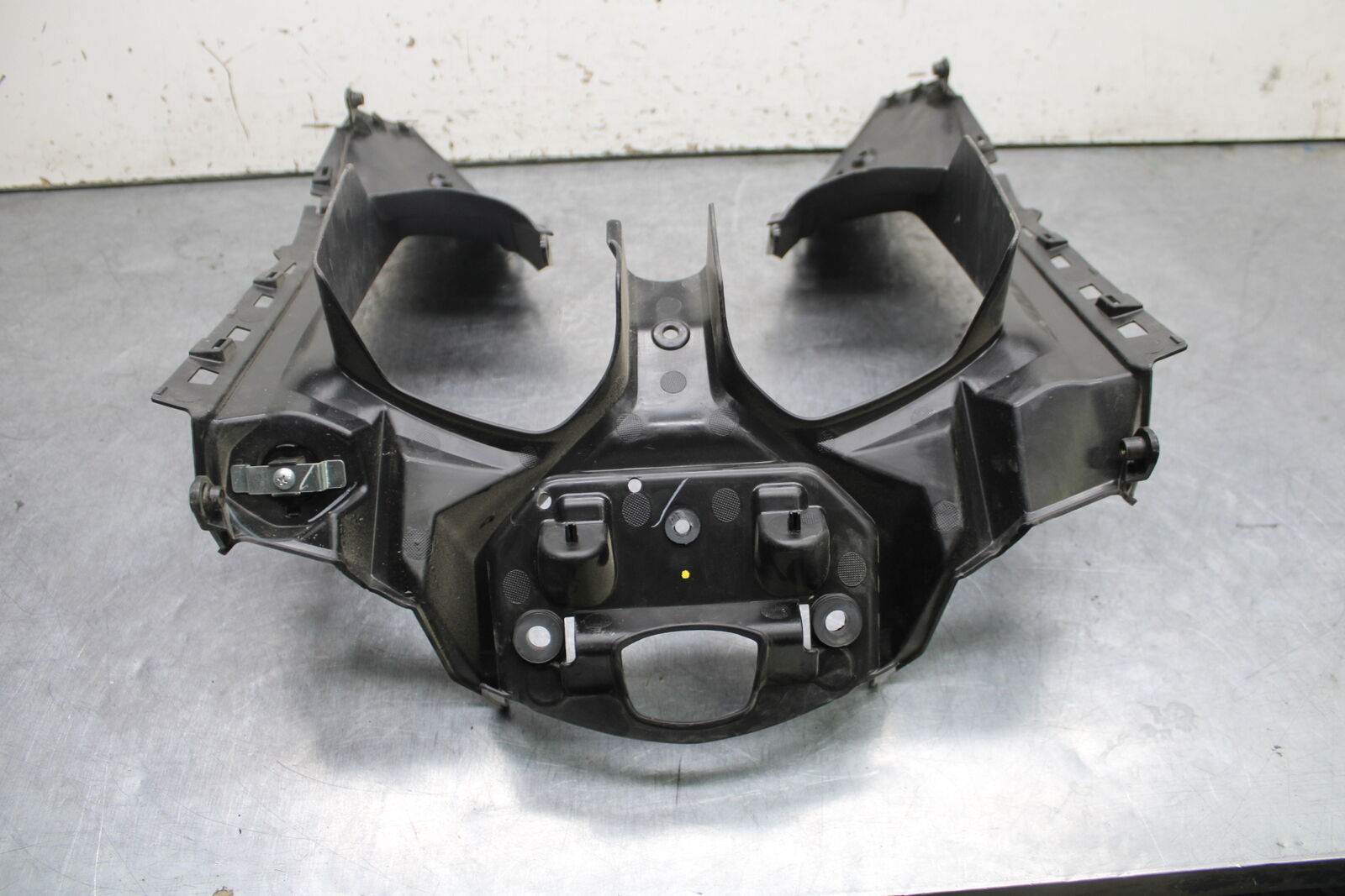 18-24 KAWASAKI NINJA 650 FRONT CENTER GAUGE COWL FAIRING BB725