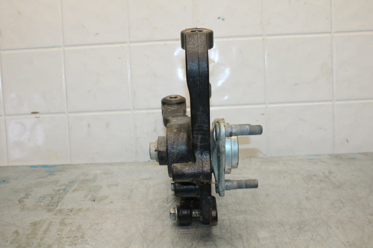 10-12 CAN AM SPYDER RT FRONT LEFT WHEEL SPINDLE KNUCKLE BB415