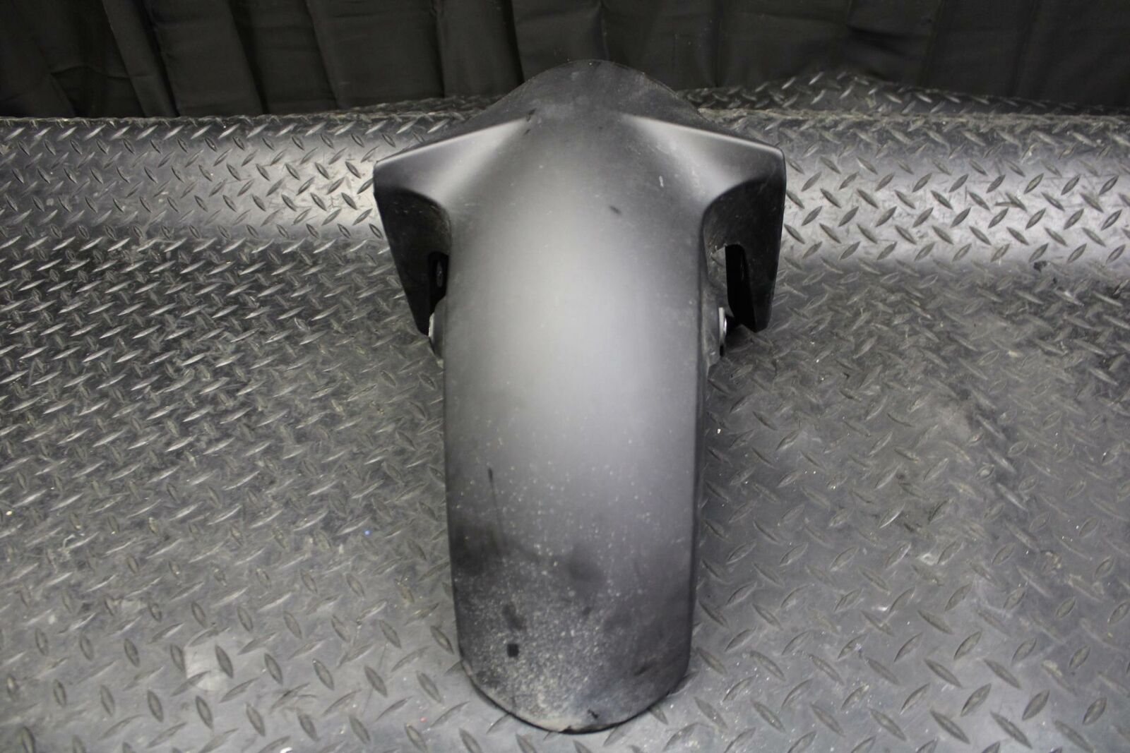 15-17 YAMAHA YZF R3 FRONT WHEEL FENDER COWL FAIRING bb167