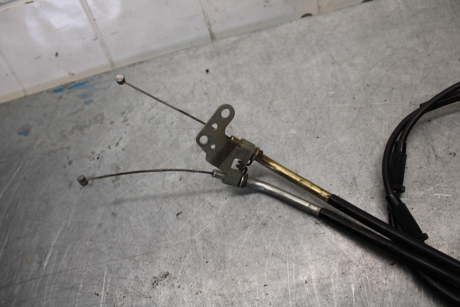 06-07 KAWASAKI NINJA ZX14R THROTTLE CABLES LINES BB433