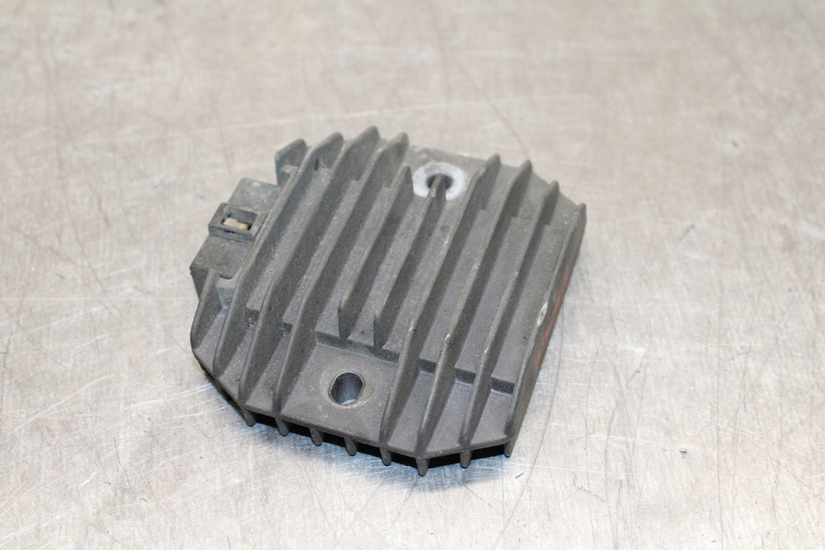 00-01 YAMAHA YZF R1 RECTIFIER VOLTAGE REGULATOR BB755