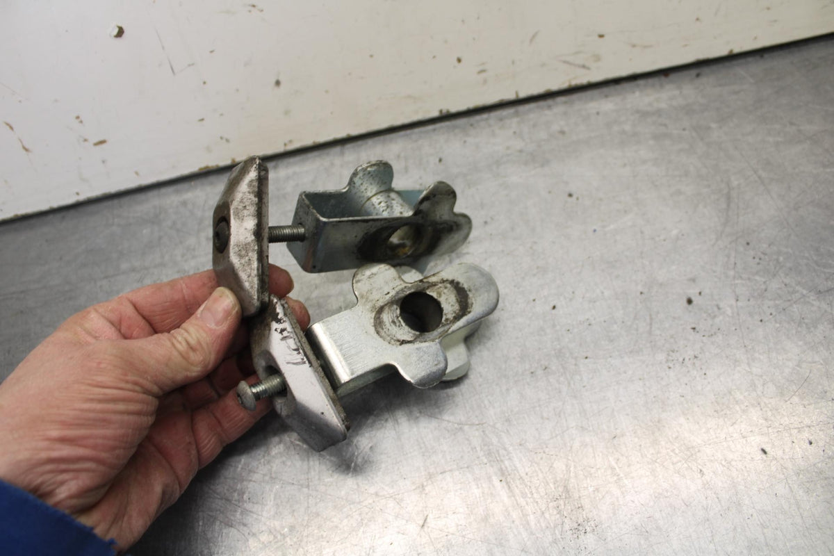 1995 Suzuki RF600R SWINGARM CHAIN TENSIONER ADJUSTMENT BRACKETS  BB615