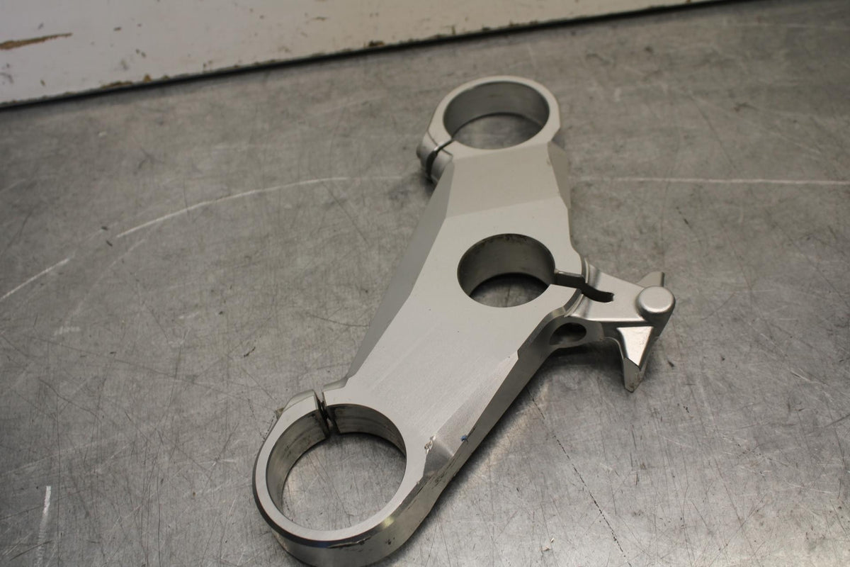 08-10 DUCATI 848 FORKS UPPER TRIPLE TREE CLAMP BB623