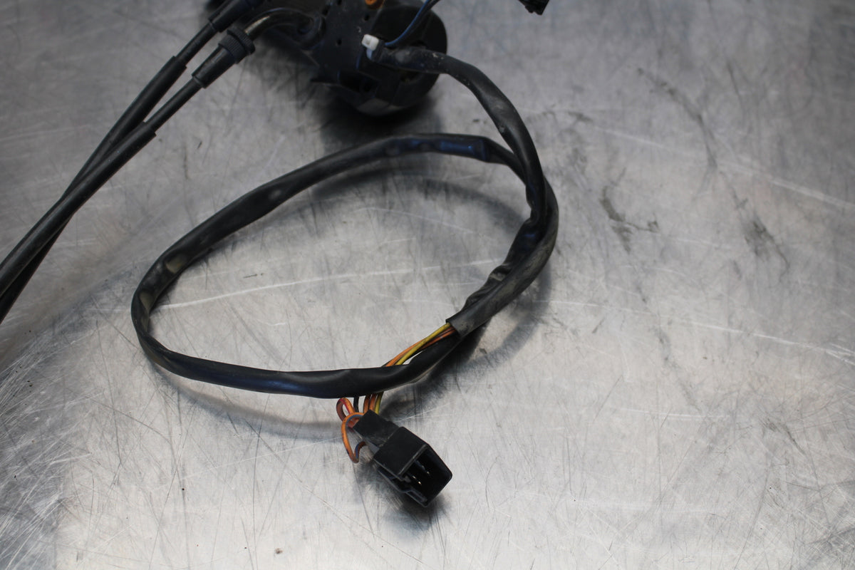 00 SUZUKI SV650 THROTTLE CABLE LINE HOUSING GUIDE BB156