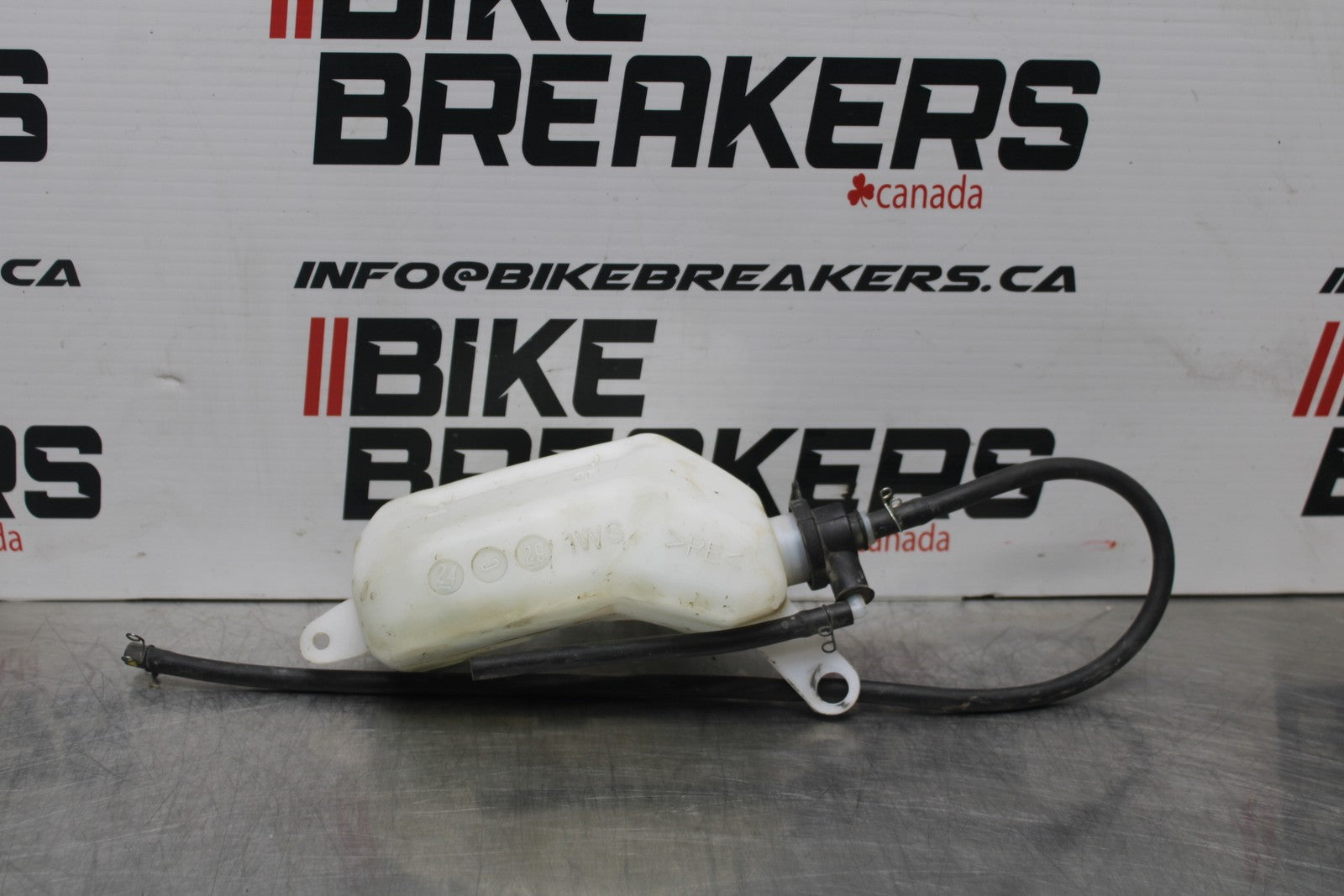 22-25 YAMAHA YZF R7 COOLANT WATER TANK RESERVOIR BOTTLE 1WS-21871-01-00 BB769