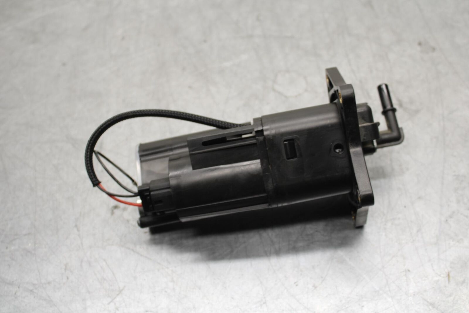 19-20 KTM 790 DUKE 790 FUEL PUMP GAS PETROL SENDER UNIT BB570