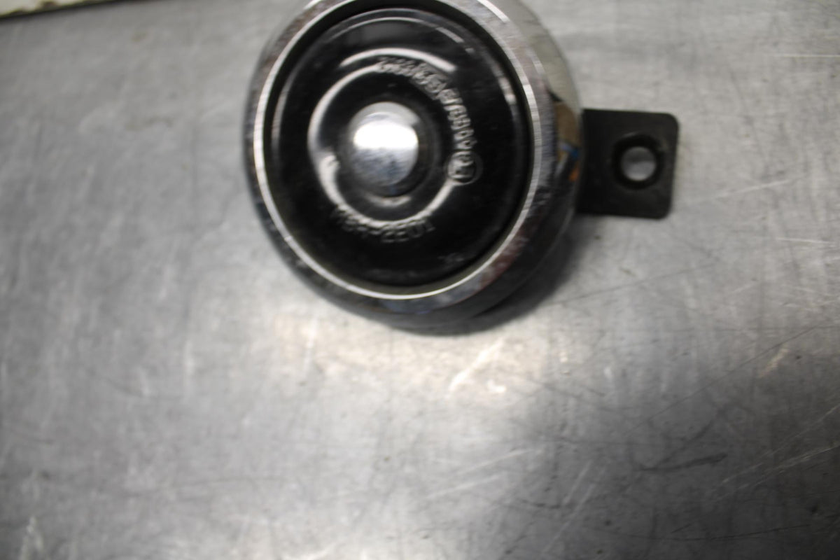 01-02 HONDA SHADOW SPIRIT 750 HORN SIGNAL BB632