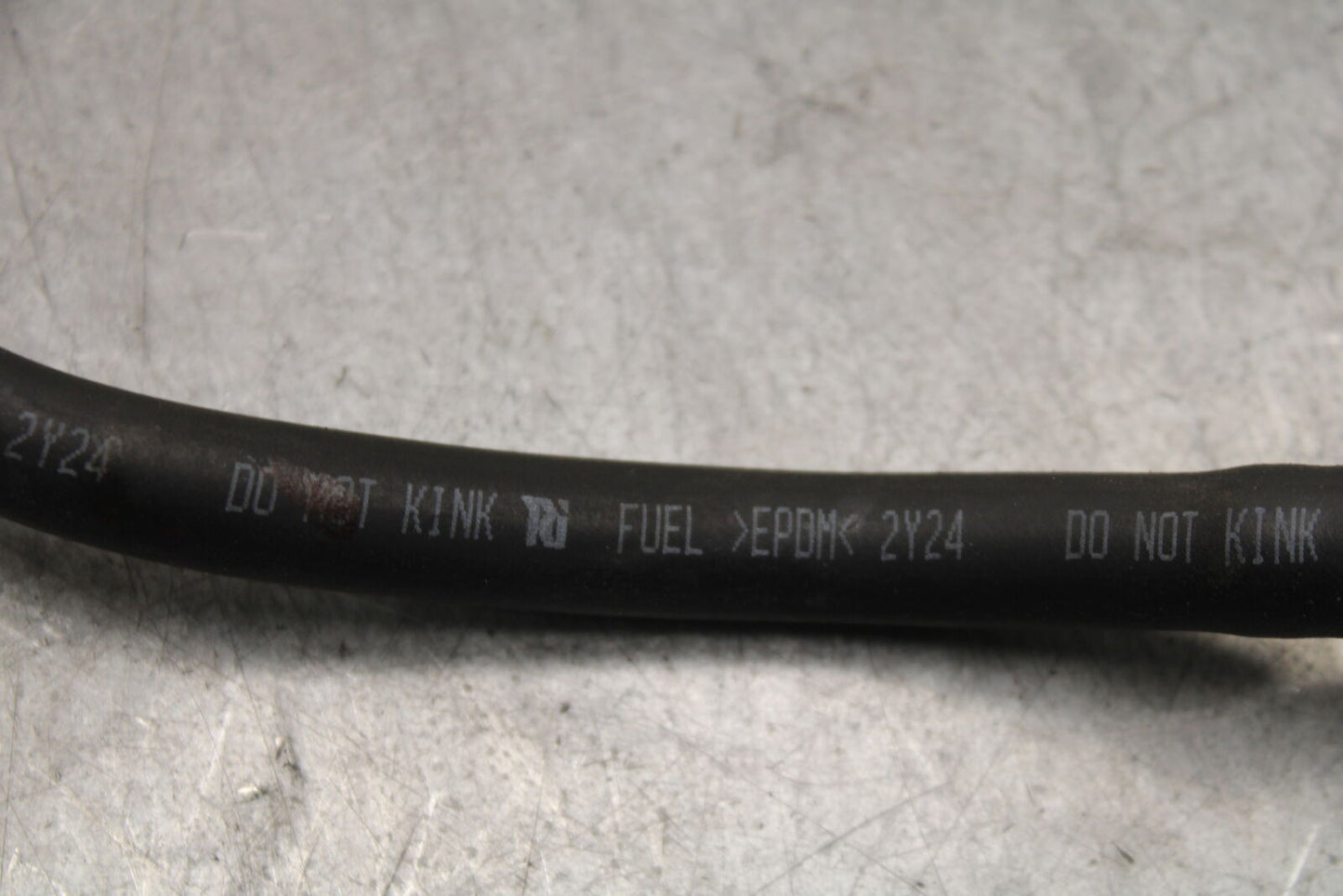 18-23 KAWASAKI NINJA 400 FUEL HOSE GAS LINE TUBE PIPE BB660