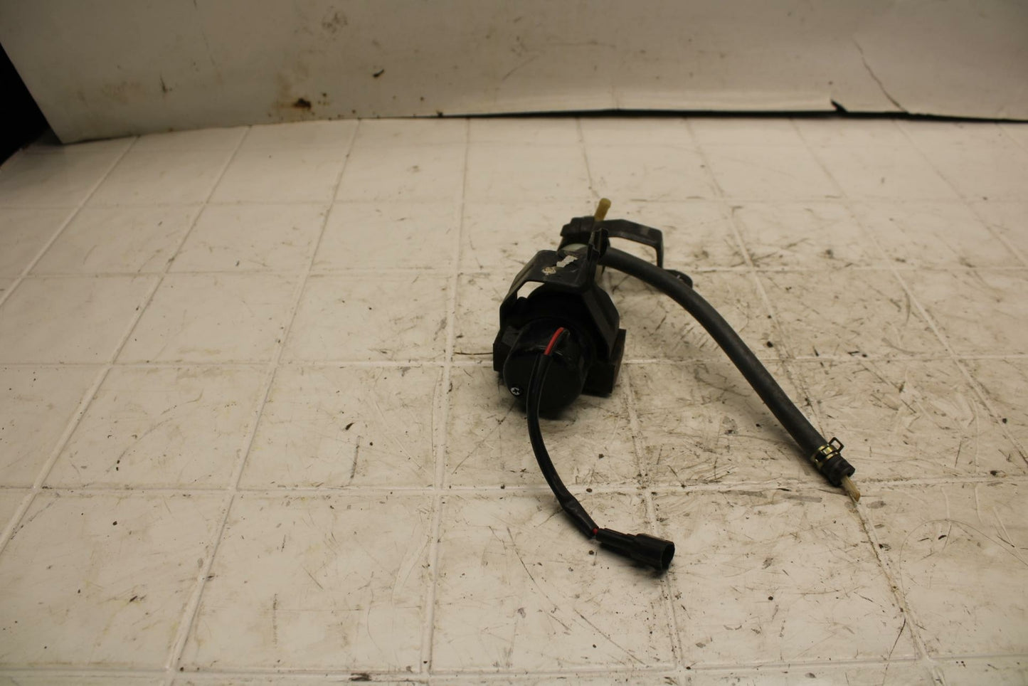 01 KAWASAKI NINJA ZX6R FUEL PUMP GAS PETROL SENDER UNIT BB25