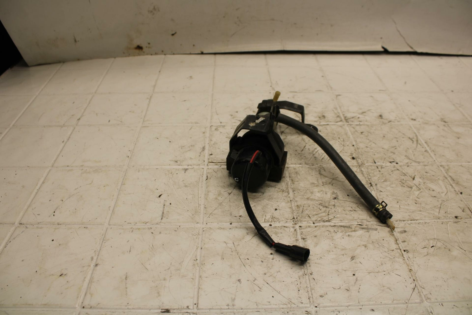 01 KAWASAKI NINJA ZX6R FUEL PUMP GAS PETROL SENDER UNIT BB25