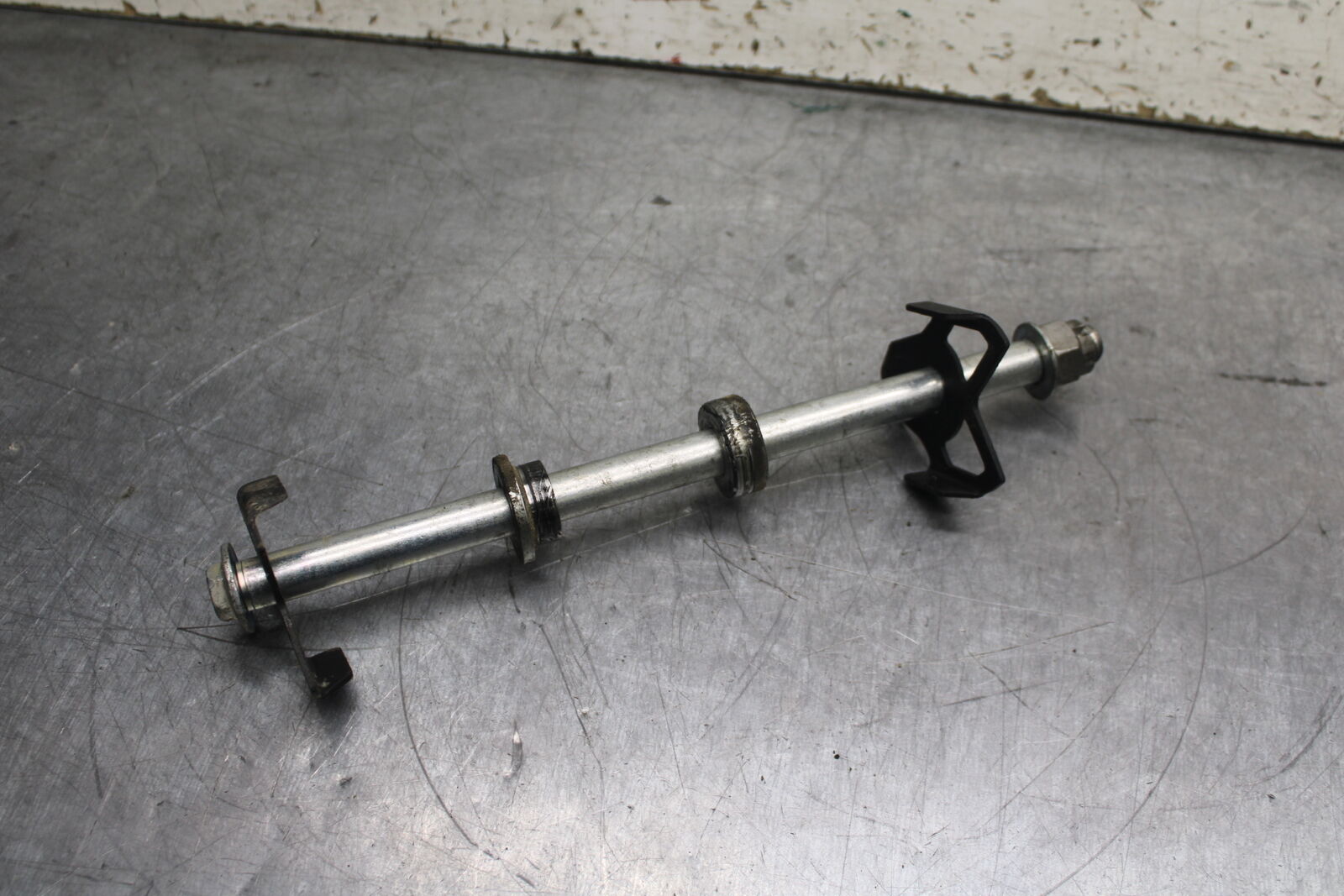 18-23 KAWASAKI NINJA 400 EX400 ABS REAR AXLE BACK WHEEL PIVOT BOLT AXEL BB747