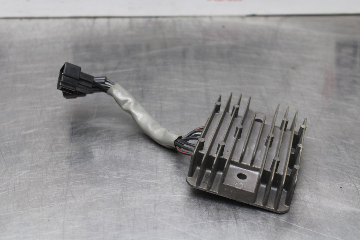 05-06 SUZUKI GSXR1000 RECTIFIER VOLTAGE REGULATOR BB857