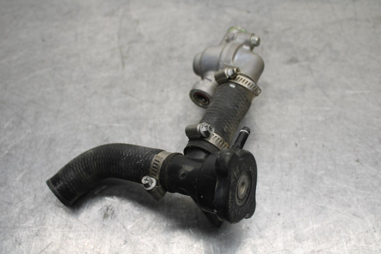 15-16 KAWASAKI EX300 THERMOSTAT ENGINE COOLANT WITH HOUSING BB635