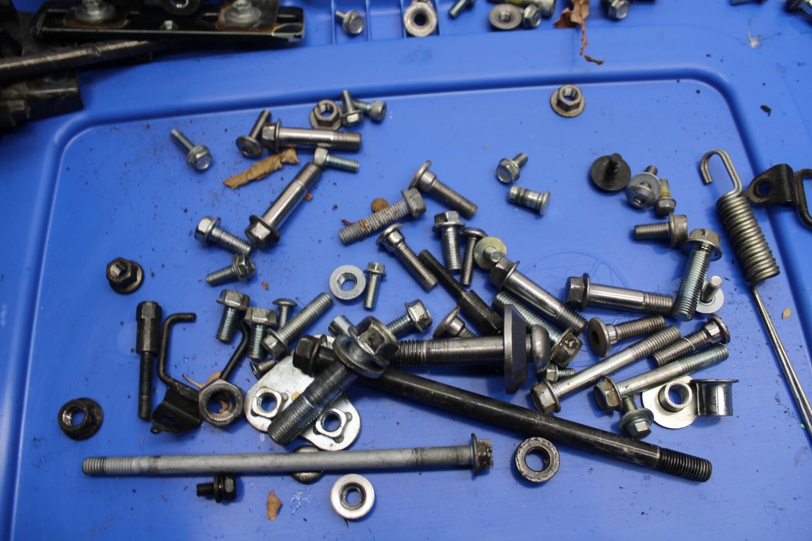 15-17 KAWASAKI EX 650 NINJA  ABS LEFTOVER MOUNTING BOLTS HARDWARE MOTOR BB494