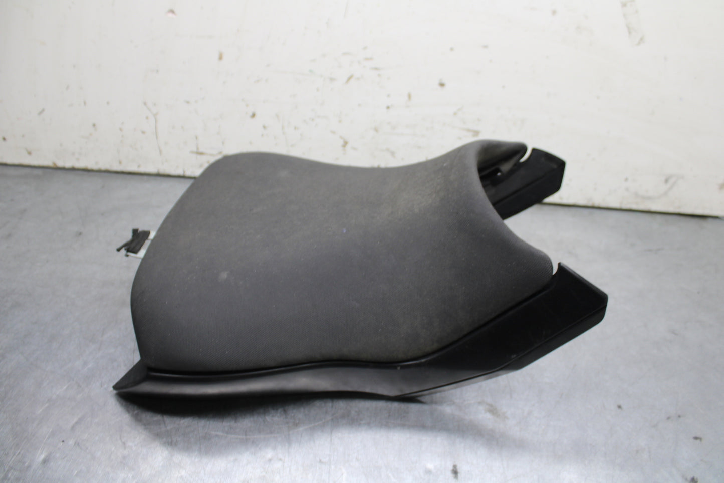 14-15 KAWASAKI NINJA 650 EX650F ABS FRONT DRIVERS SEAT PAD SADDLE PILLION BB741