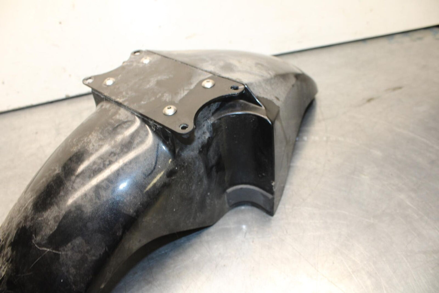 04-09 SUZUKI GS 500 FH GS500F BLACK FRONT PLASTIC FRONT WHEEL FENDER COWL BB97