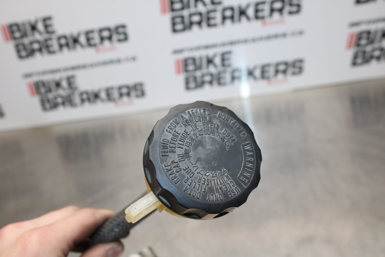 04-05 KAWASAKI NINJA ZX10R REAR BACK BRAKE MASTER CYLINDER W RESERVOIR BB163