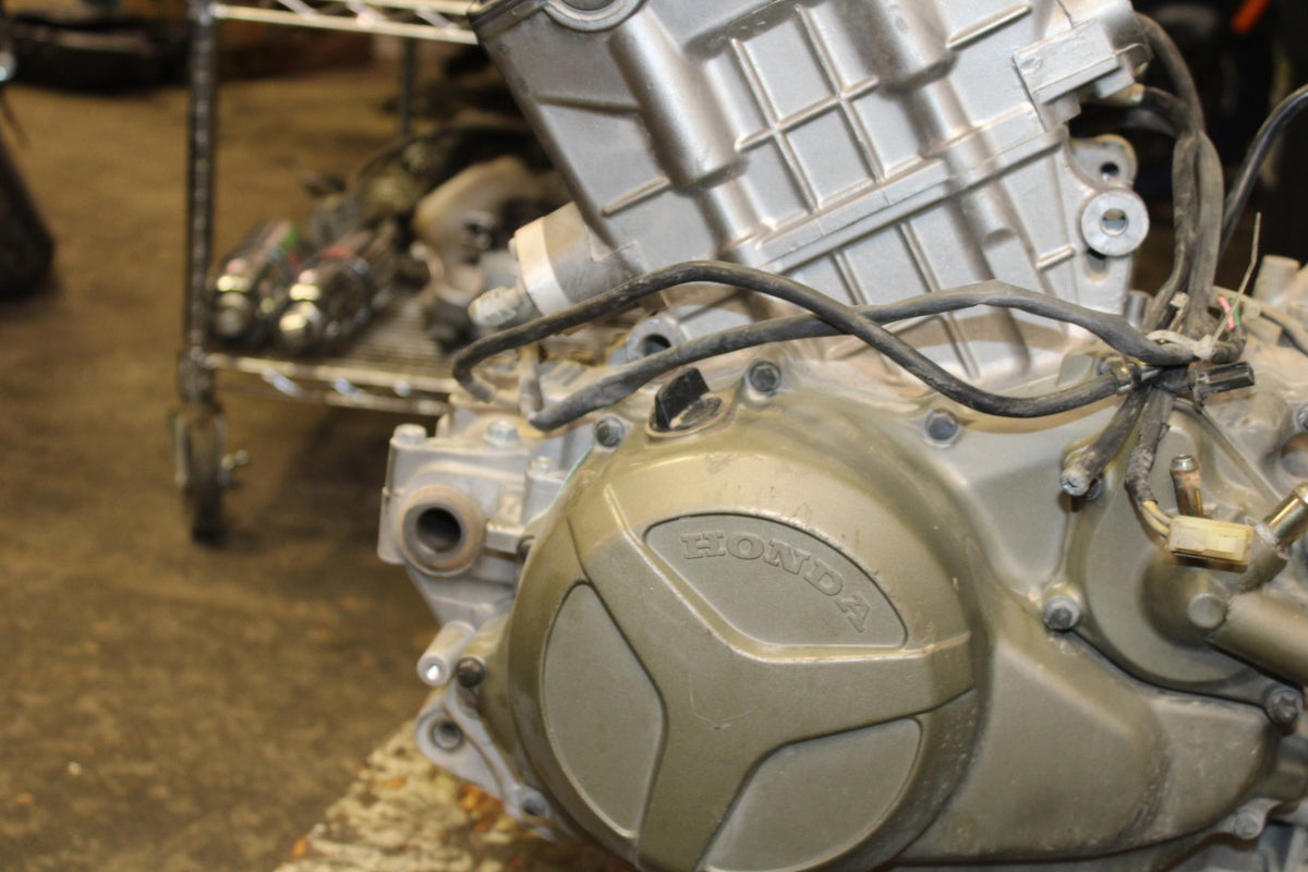 98-05 HONDA SUPER HAWK 1000 VTR1000F ENGINE MOTOR BB821