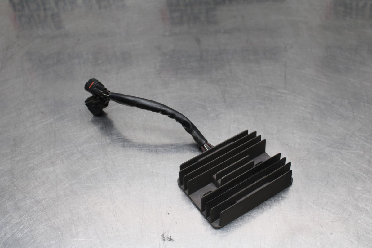 08-10 SUZUKI GSXR 600 RECTIFIER VOLTAGE REGULATOR BB835