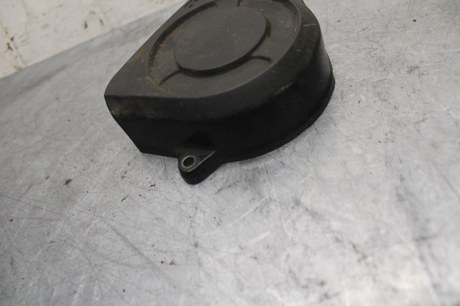 1992 Honda CBR600F2 ENGINE SPROCKET COVER 11350-MV9-670 BB40 #B