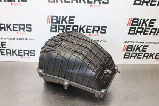 18-23 KAWASAKI NINJA 400 EX400 ABS AIRBOX AIR INTAKE FILTER BOX BB192