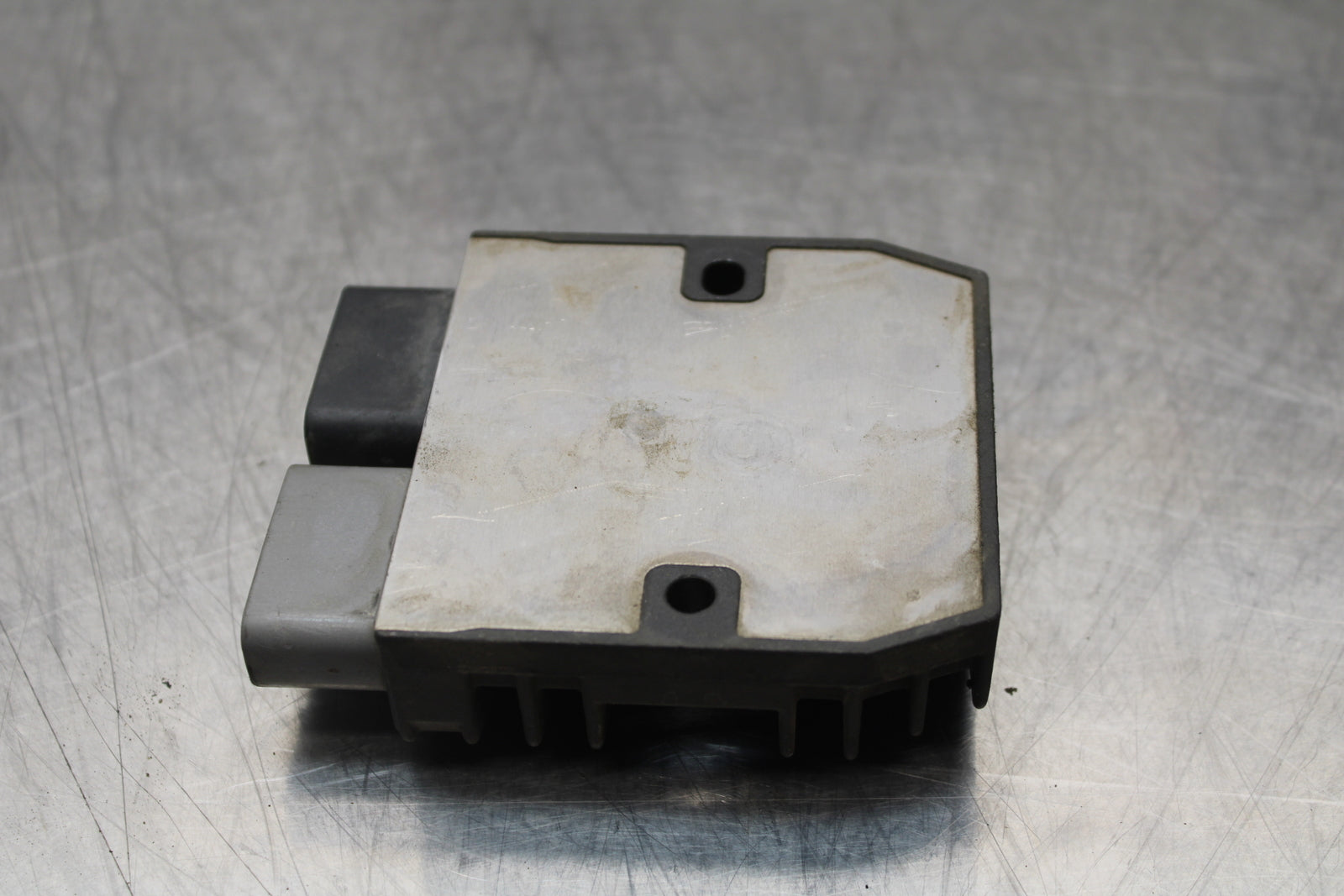 04-05 KAWASAKI NINJA ZX10R RECTIFIER VOLTAGE REGULATOR BB163