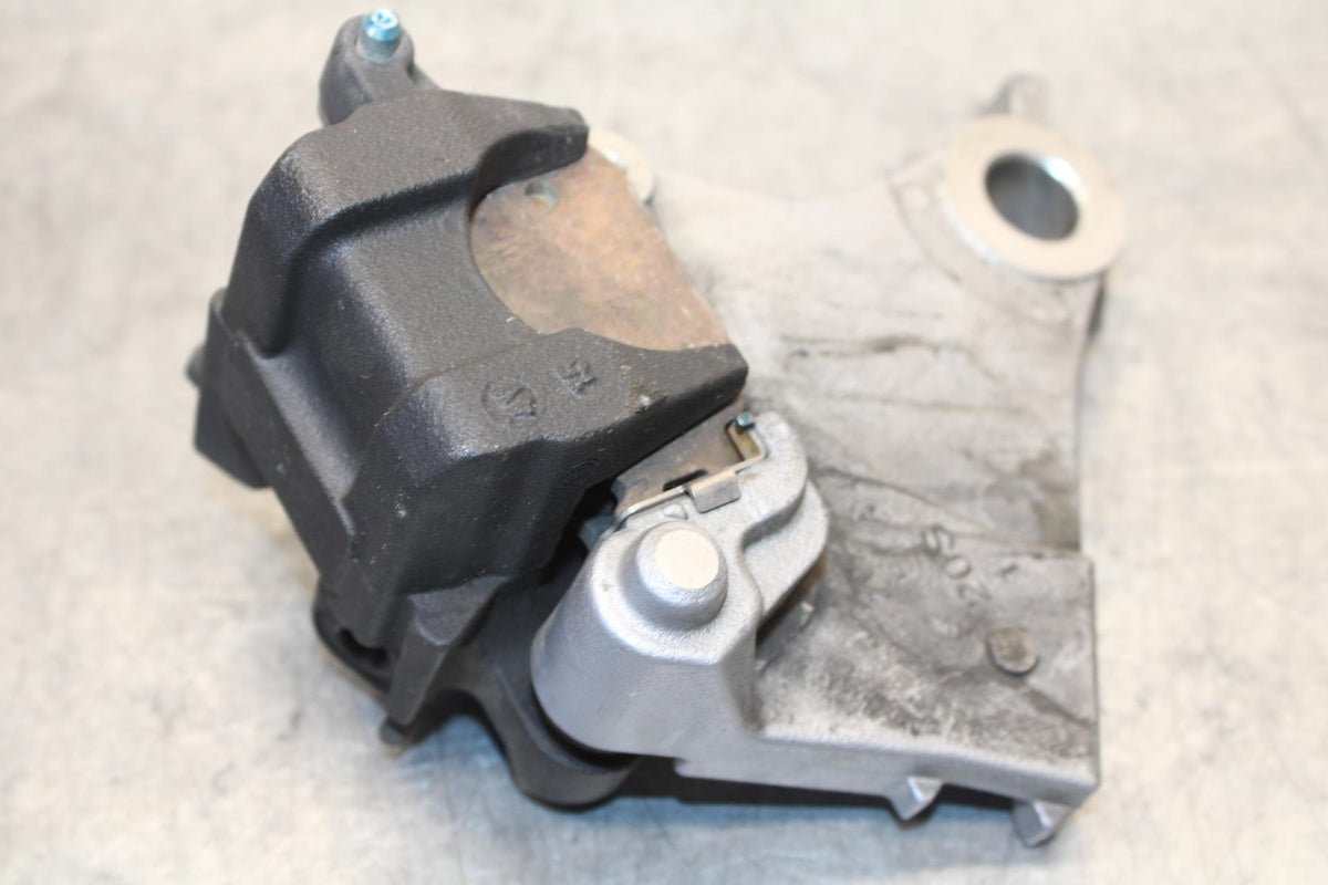 2015 Yamaha FZ09 REAR BACK BRAKE CALIPER W MOUNT BRACKET BB54