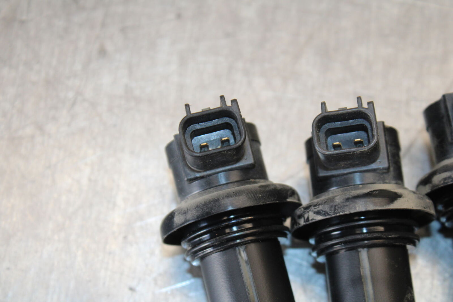 08-09 YAMAHA YZF R6S IGNITION COILS COIL SPARK PLUG CAPS 5SL-82310-20-00 BB178