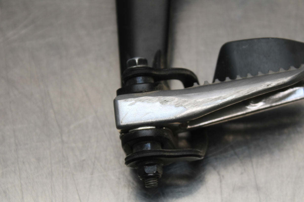 22-25 YAMAHA YZF R7 LEFT REAR BACK PASSENGER PEG BB769