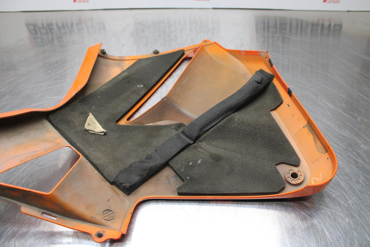 05-06 HONDA CBR600RR RIGHT MID UPPER SIDE FAIRING COWL PLASTIC BB149