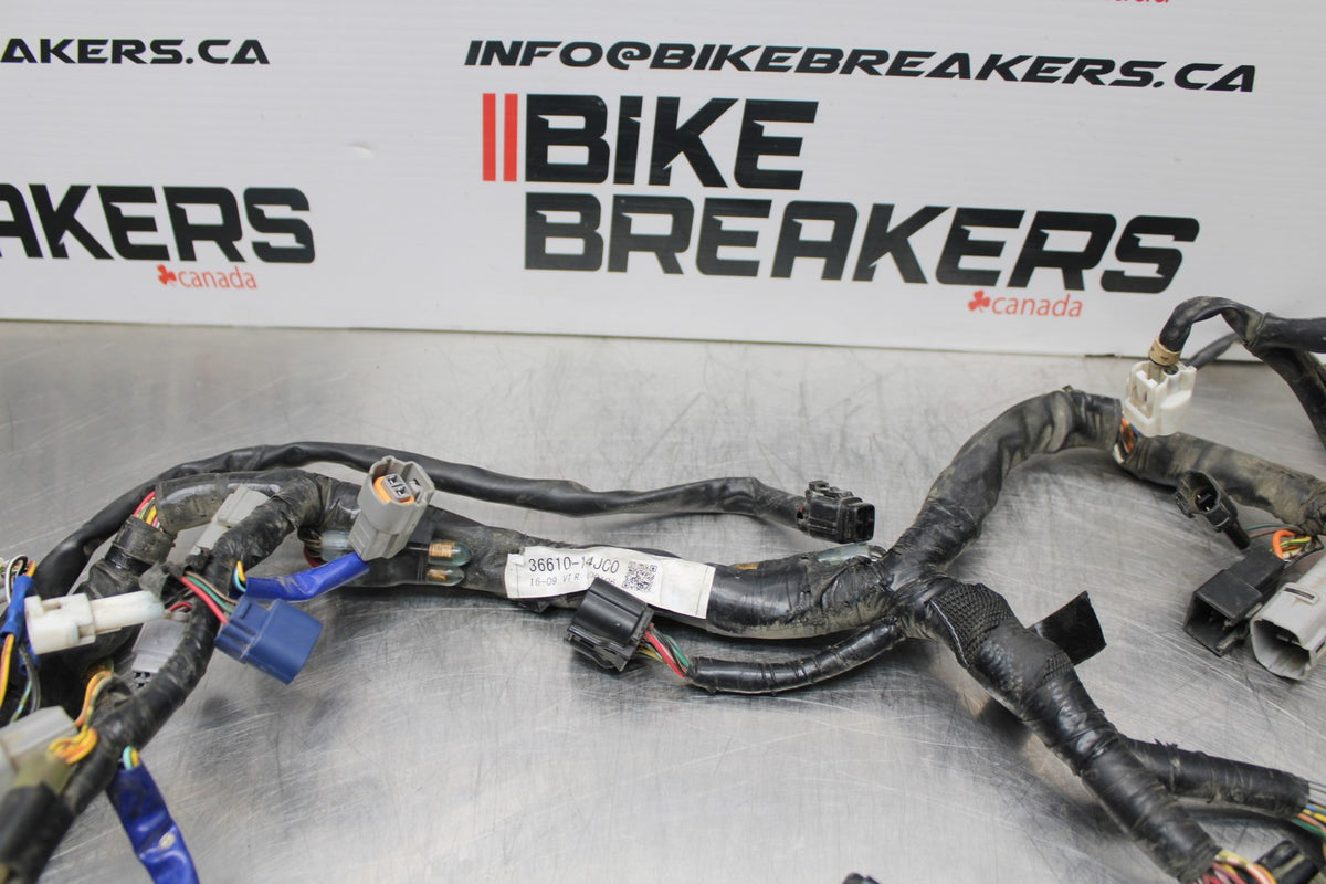 11-22 SUZUKI GSXR 600  MAIN ENGINE WIRING HARNESS MOTOR WIRE LOOM BB193