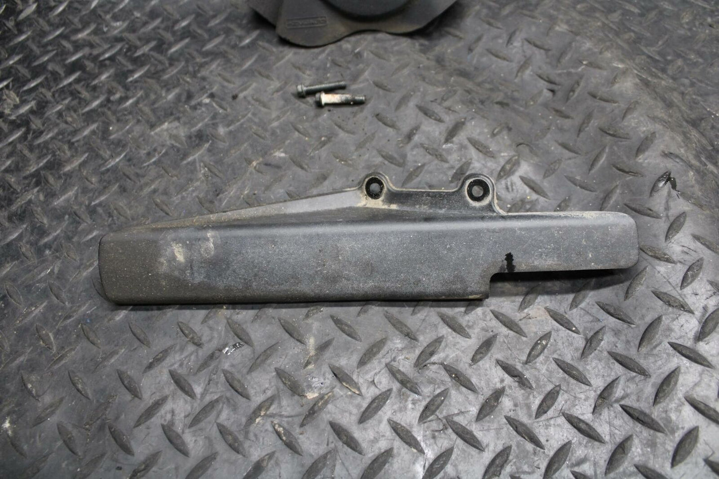 07-09 KAWASAKI VERSYS 650 ENGINE SPROCKET COVER CHAIN GUARD BB206