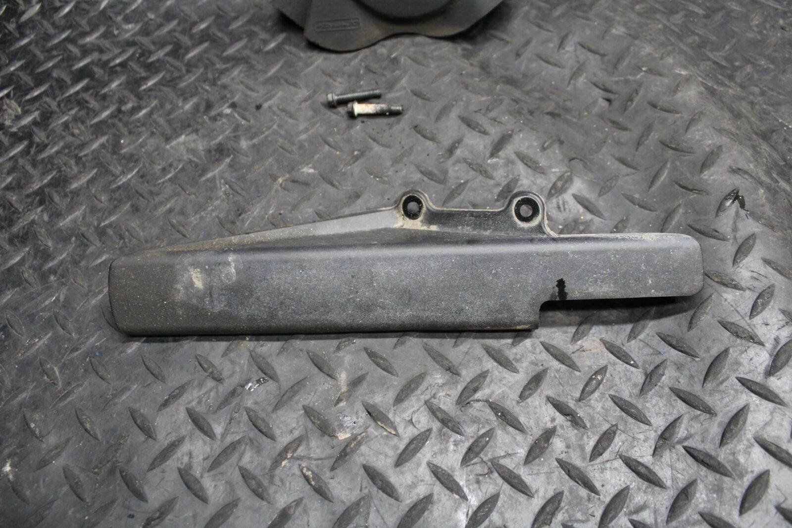 07-09 KAWASAKI VERSYS 650 ENGINE SPROCKET COVER CHAIN GUARD BB206