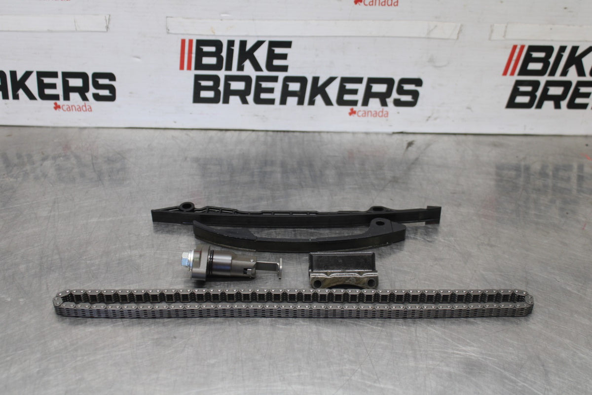 25 KAWASAKI Z900 CAM CHAIN WITH GUIDES BB928