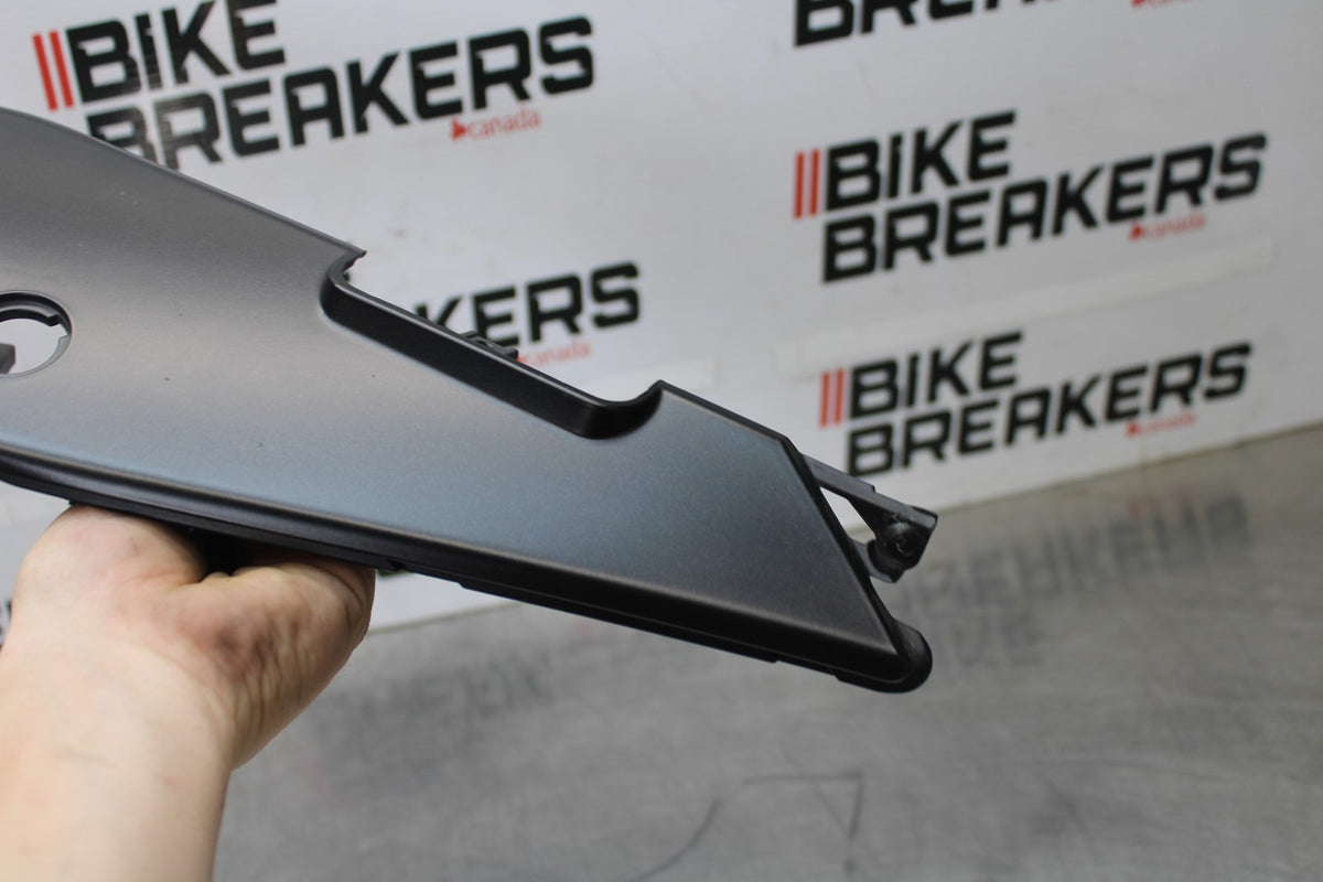 15 APRILIA RSV4 FACTORY APRC ABS LEFT REAR BACK TAIL FAIRING COWL SHROUD BB901