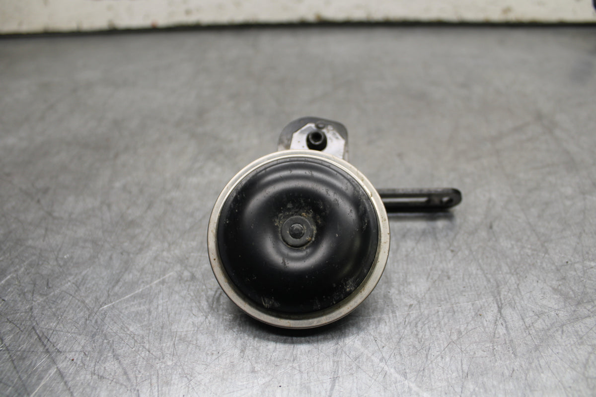 22-24 YAMAHA XSR900 HORN SIGNAL BB710