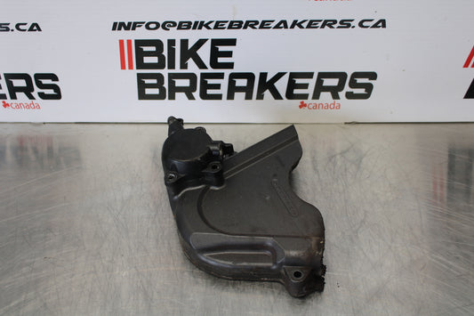 06-07 HONDA CBR1000RR CLUTCH SLAVE PISTON CYLINDER & SPROCKET COVER BB166