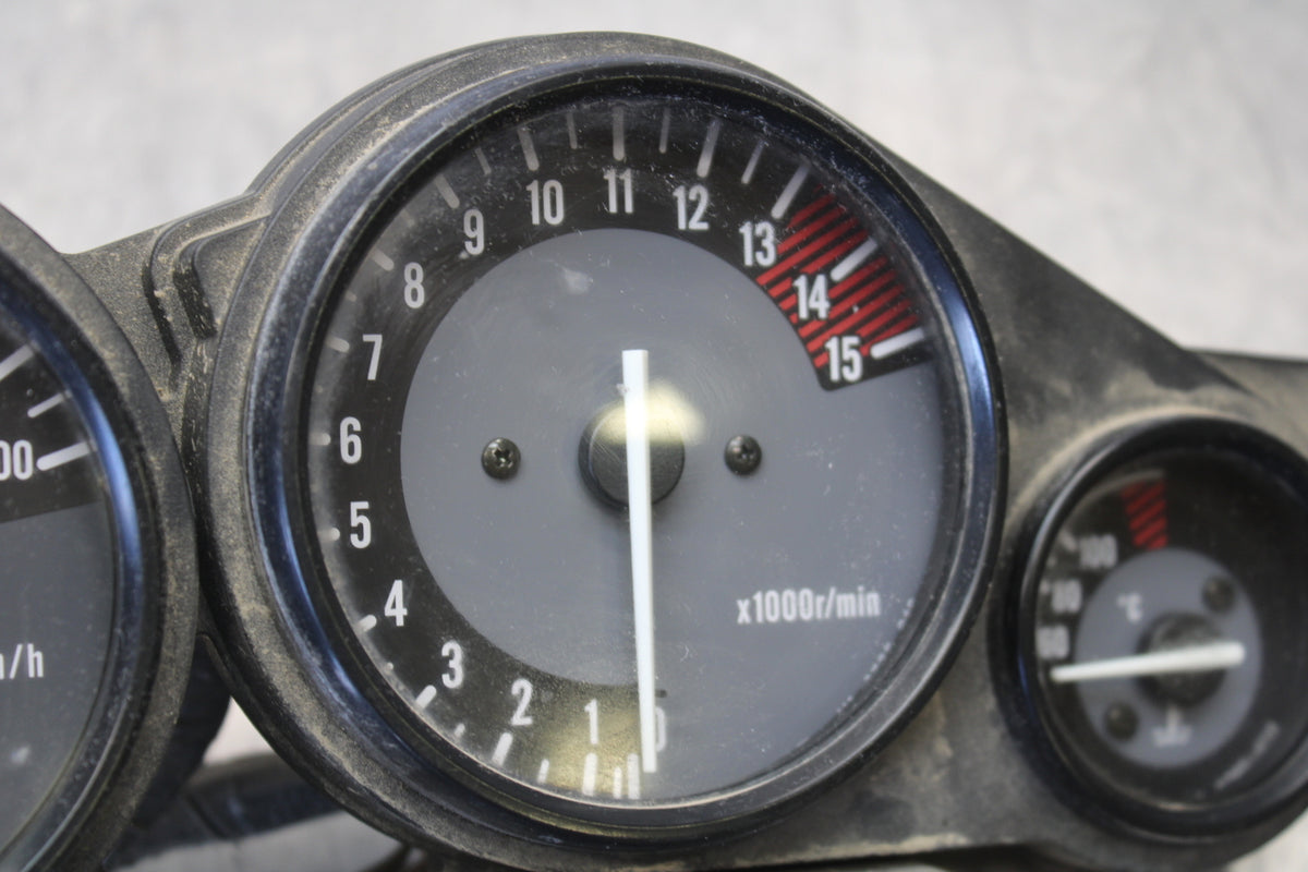 96-07 YAMAHA YZF600R SPEEDO TACH GAUGES CLUSTER SPEEDOMETER TACHOMETER BB158