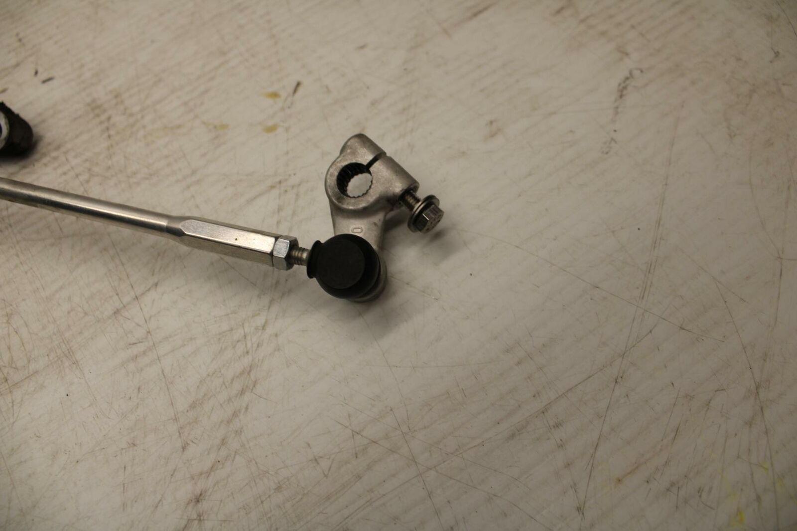 11-17 SUZUKI GSXR750 SHIFTER LINKAGE SHIFT LINK PEDAL BB306