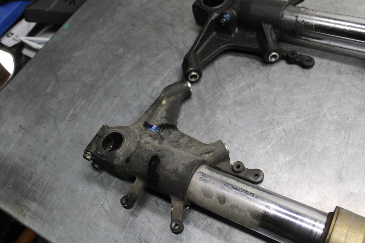 06-07 SUZUKI GSXR 600 FRONT FORKS SHOCK SUSPENSION SET PAIR BB737